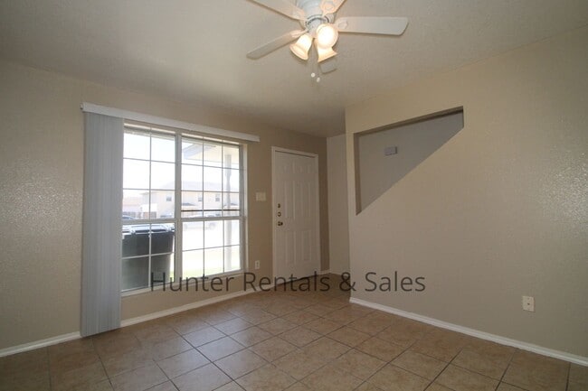 Building Photo - Perfect Two Bedroom