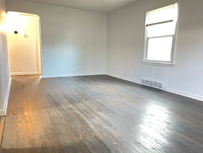Building Photo - 3826 N 36th St