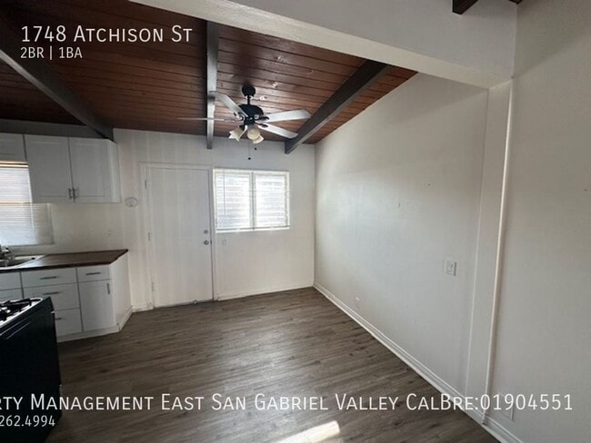 Building Photo - 1748 Atchison St
