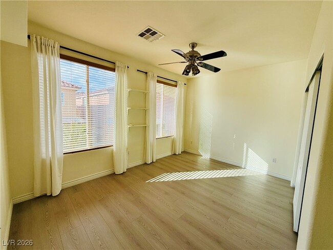 Building Photo - 8465 Adams Grove St