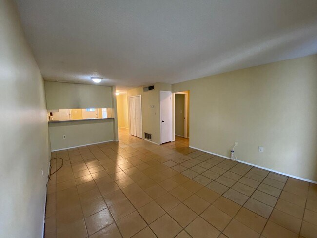 Building Photo - 4713 Almond Willow Dr