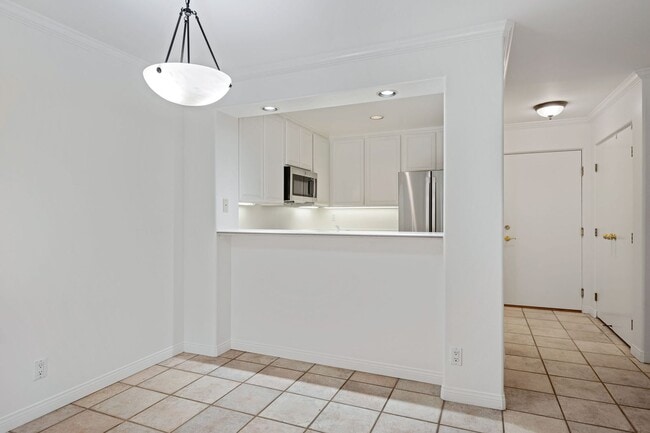 Building Photo - Total Quality Living ~ El Escorial...East ...