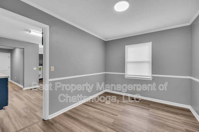 Building Photo - 5506 Sunnydell Ln