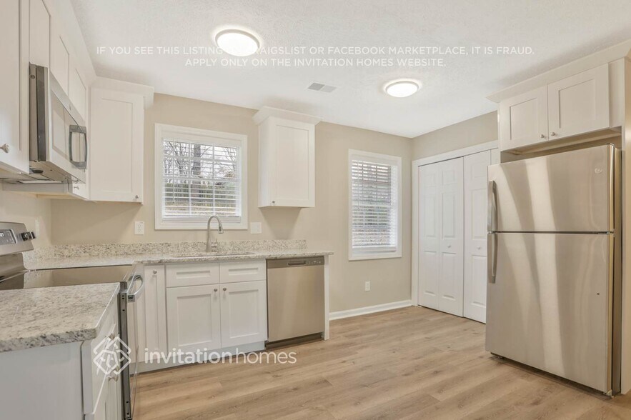 Building Photo - 514 Finch Ct