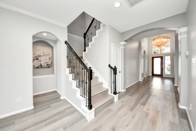 Building Photo - 14302 Jaubert Ct