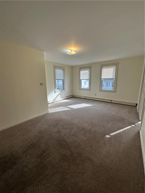 Building Photo - 6 Russell Ave