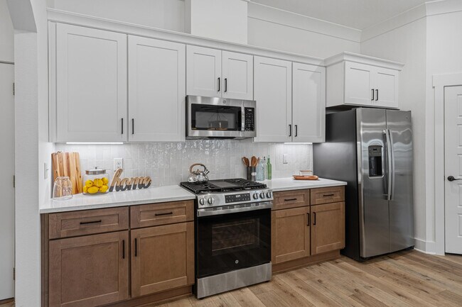 Building Photo - 35 Highland Dr NW