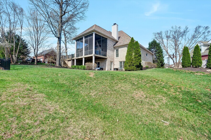 Building Photo - 2603 Locust Hill Pl