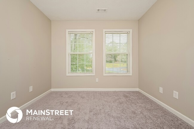 Building Photo - 349 Plantation Cir