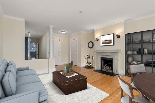 Building Photo - 25 Hancock St