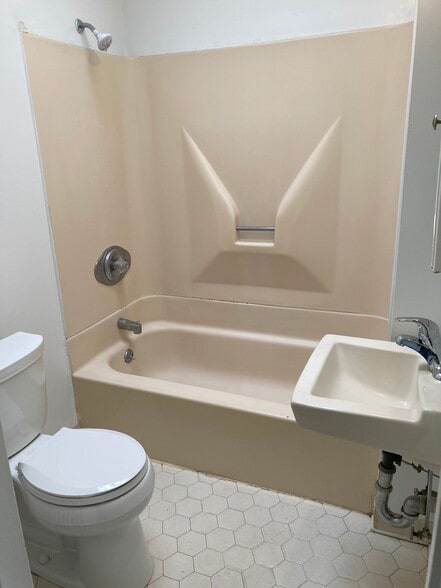Upper Bathroom - 3606 S St NW