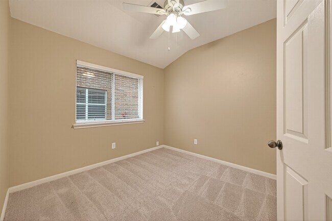 Building Photo - 6922 Summer Bridge Ln