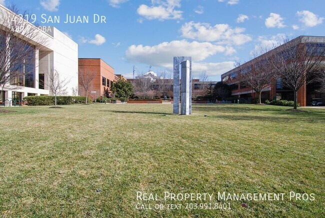 Building Photo - 4319 San Juan Dr