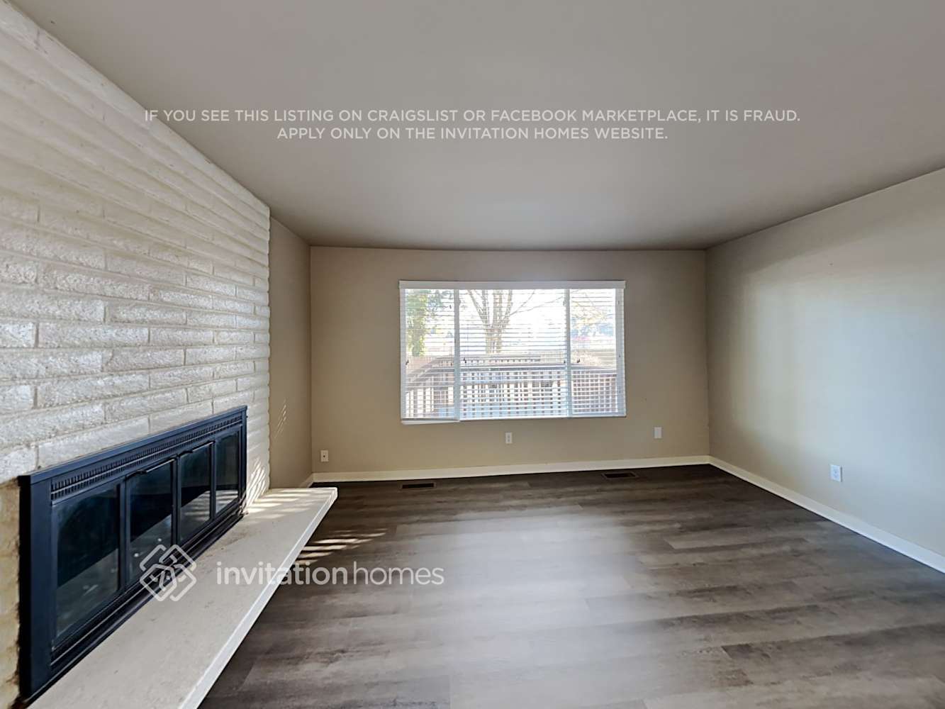 Building Photo - 22303 4th Pl W