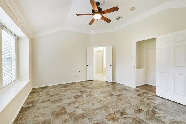 Building Photo - 7718 Trophy Pl Dr
