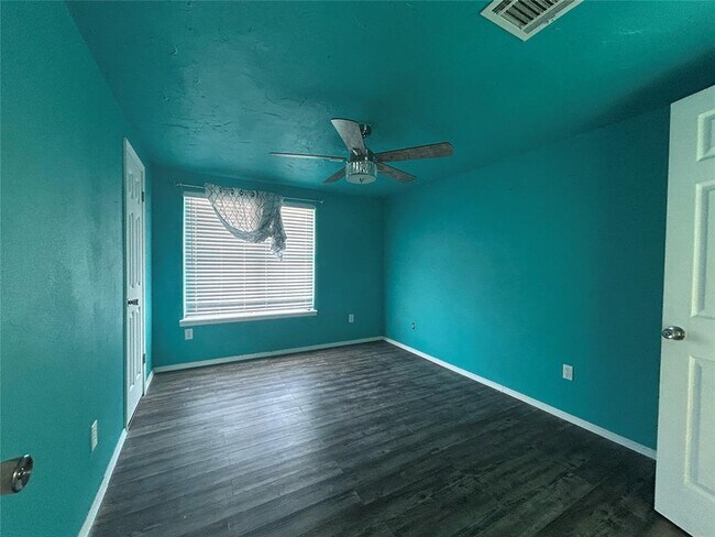 Building Photo - 8441 NW 92nd St