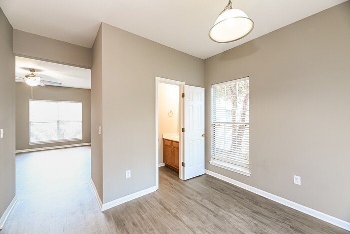 Building Photo - 1033 Lexi Ct