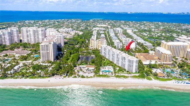Building Photo - 613 Ocean Dr