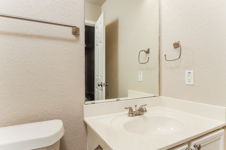 Building Photo - 4431 Mystic Sunrise Dr