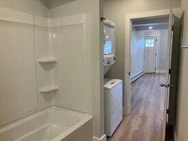 Building Photo - 59 Center St