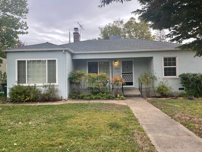 Building Photo - Single Family Home in East Sacramento
