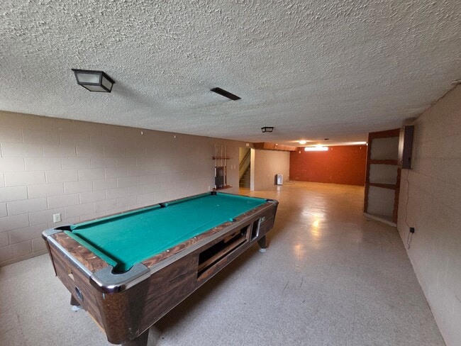 Building Photo - Well-Maintained 3BR Home – Garage + Washer/Dryer, dishwasher Included