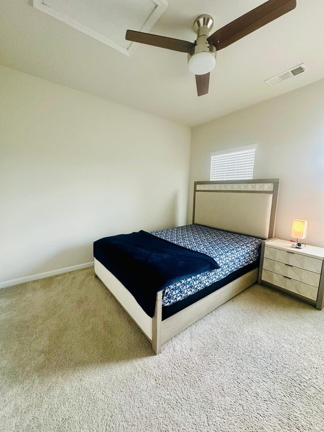 Building Photo - 2048 Oglethorpe Dr