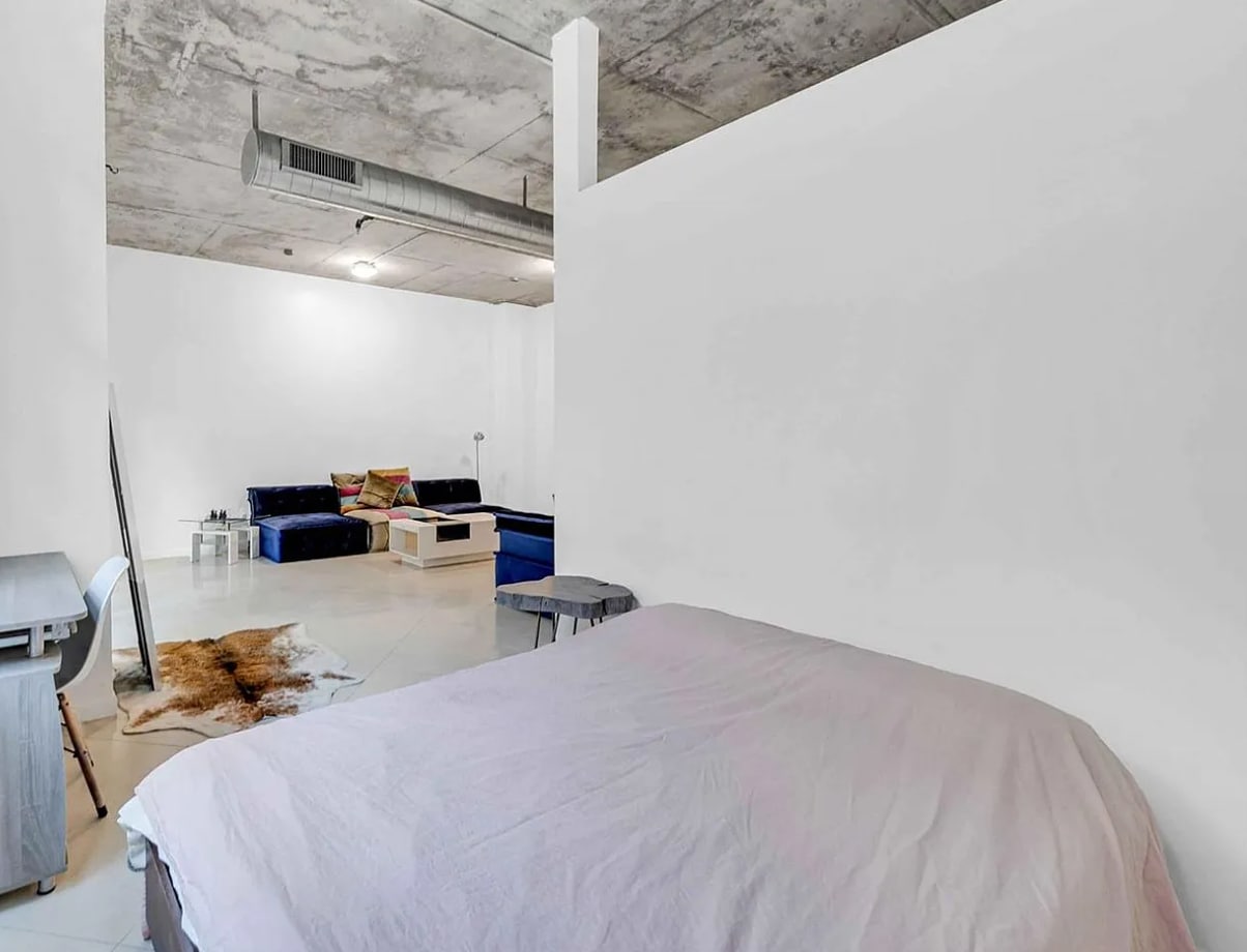 Building Photo - 2001 Biscayne Blvd