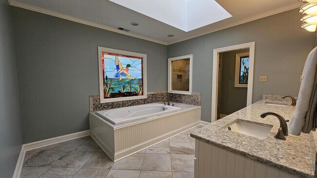 Building Photo - 8486 Hunters Forest Cove