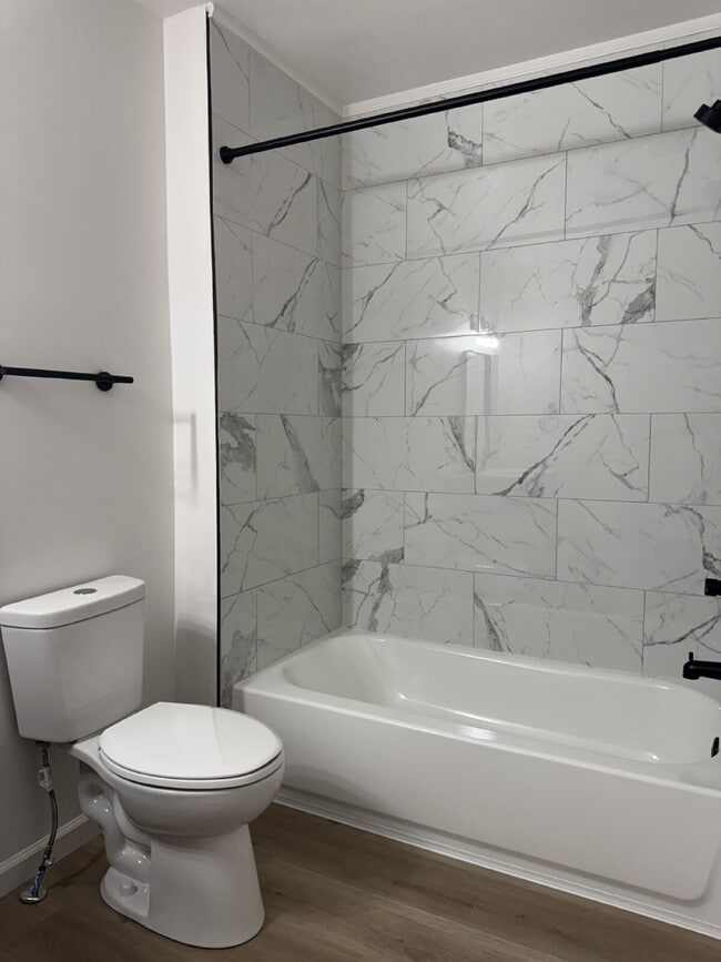 Building Photo - "Newly and beautifully remodeled 3-Bed home on Denmark Street!"