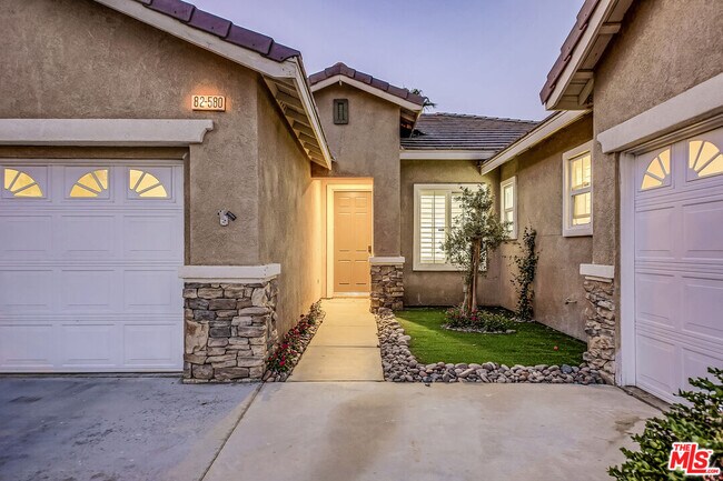 Building Photo - 82580 Yeager Way