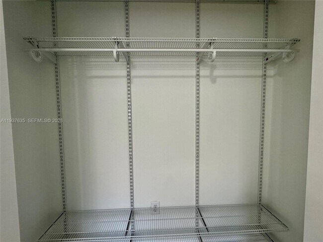 Building Photo - 3162 SW 153rd Ct