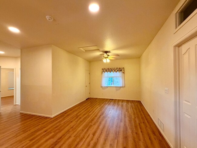 Building Photo - 1766 Preston Dr