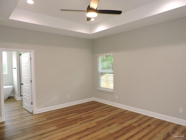 Building Photo - 1451 Madelyn Wds Dr