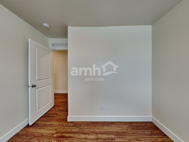 Building Photo - 2705 W 3290 S