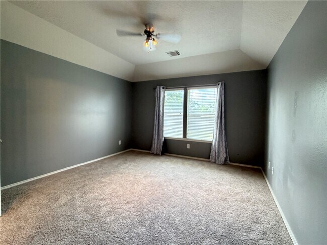 Building Photo - 9510 Barr Spring Dr