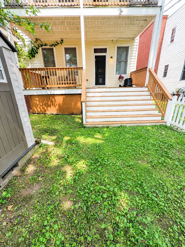 Building Photo - 1512 Porter St