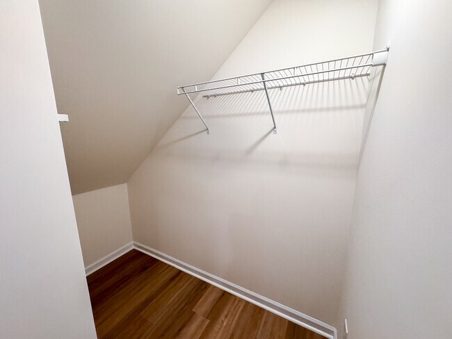 Building Photo - 106 Synandra Dr