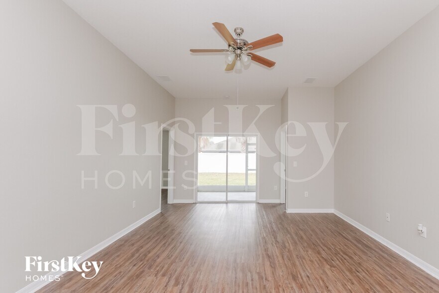 Building Photo - 12007 Butler Woods Cir