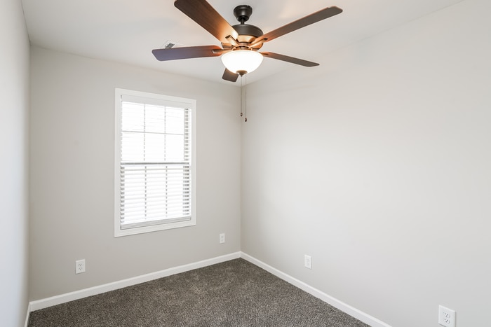 Building Photo - 212 Signature Pl