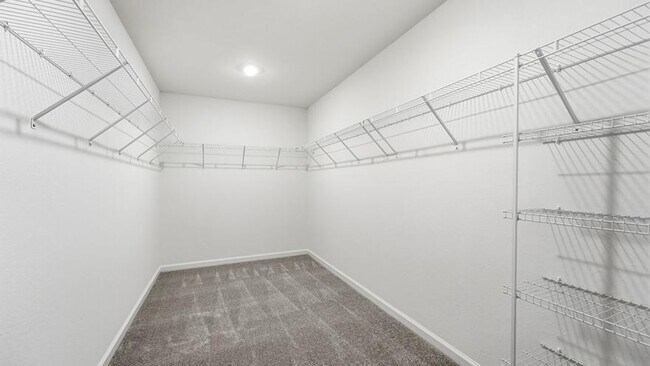 Building Photo - 10761 NW Everbreeze Dr