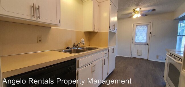 Building Photo - 4 br, 2 bath House - 2922 N. Oakes