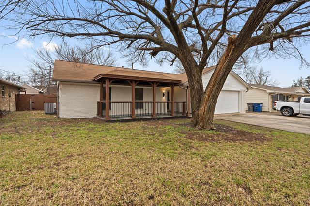 Building Photo - 403 Valentine Ln