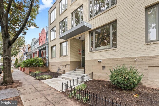Primary Photo - 2639 15th St NW
