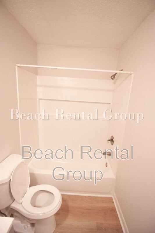 Building Photo - 6840 Blue Heron Blvd