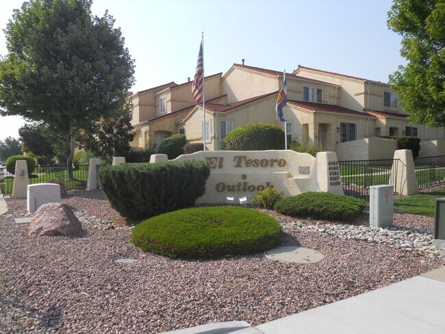 Building Photo - ALL PROSPECTIVE TENANTS MUST SUBMIT A $58 ...