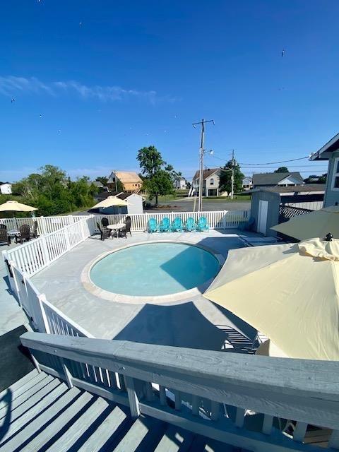 Building Photo - 38170 Castaway Dr