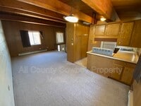 Building Photo - 1000 E Garfield St