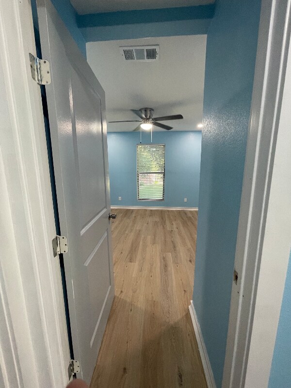 Building Photo - 2631 Canary Dr