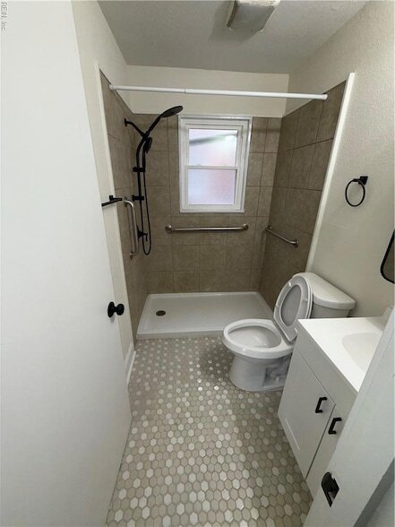 Building Photo - 9654 Selby Pl